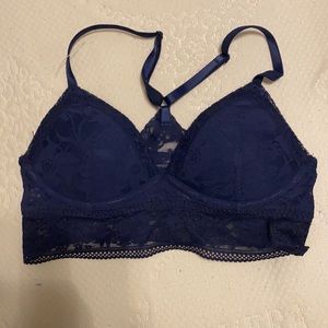 victoria secret bralette size xs